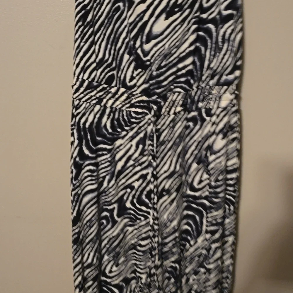 Calvin Klein Jumpsuit Women's Sz 8‎ Black White Zebra Sleeveless Elastic Waist